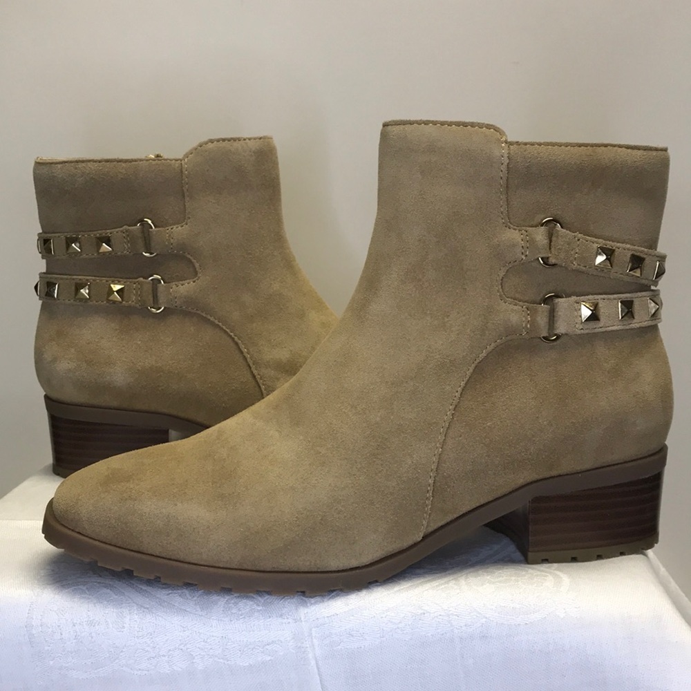 ANN Klein’s Caimile Natural Suede Ankle High Block Heel Bootie NWT